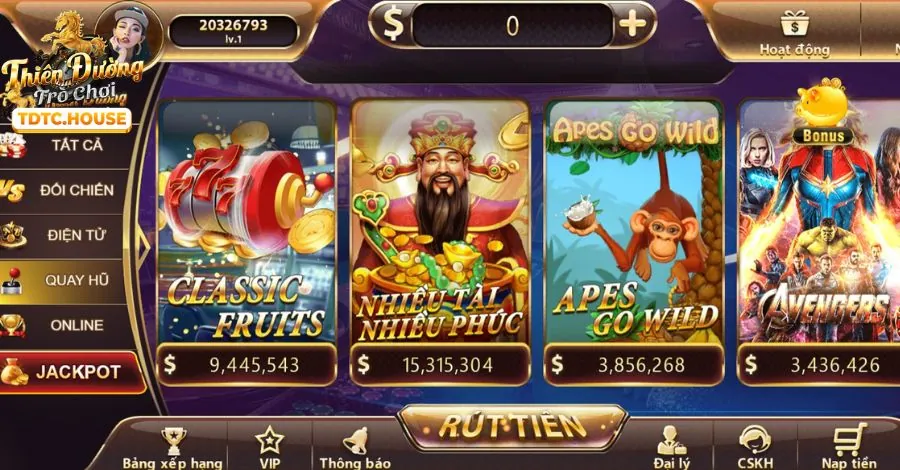 Hình ảnh một chiếc điện thoại thông minh hiển thị ứng dụng 8kbe APK đã được tải xuống, mời gọi người dùng trải nghiệm